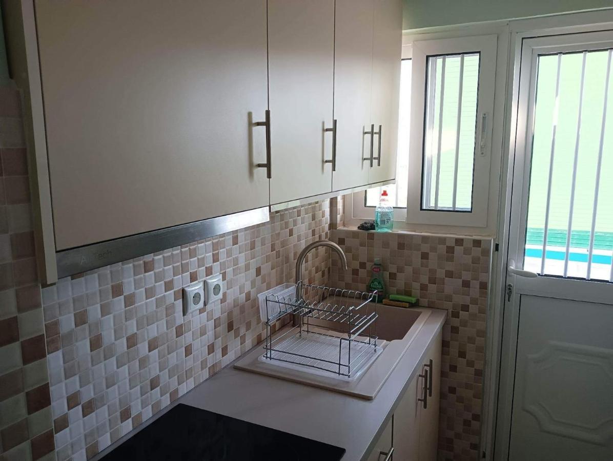 Apartment With Sea View Oropos Zewnętrze zdjęcie